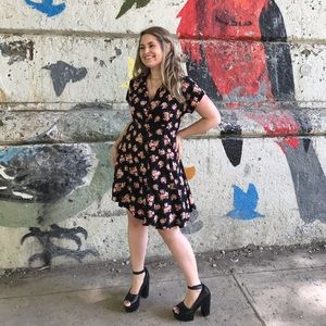Hot Topic floral dress